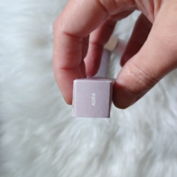 NIB. ILIA. liquid eyeshadow. Aura Color. 3.5ml- Discontinued COLOR! - Picture 5 of 8